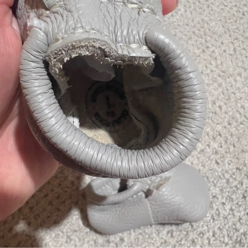 Freshly Picked Gray Baby Moccasins Crib Shoes Size 1c